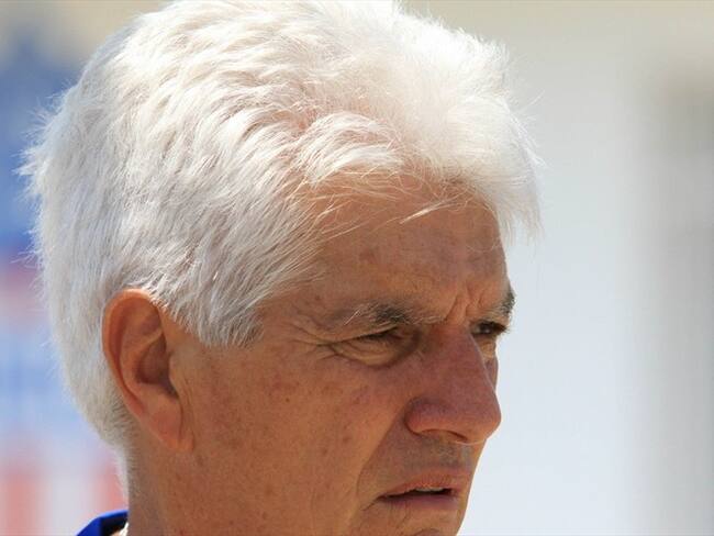 No aprendí a bailar y siempre me acosté temprano: Comesaña defiende su derecho al trabajo