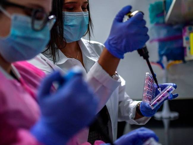 Una investigación del Centro Nacional de Enfermedades de Singapur determinó a partir de qué tiempo un contagiado deja de ser infeccioso.. Foto: Getty Images