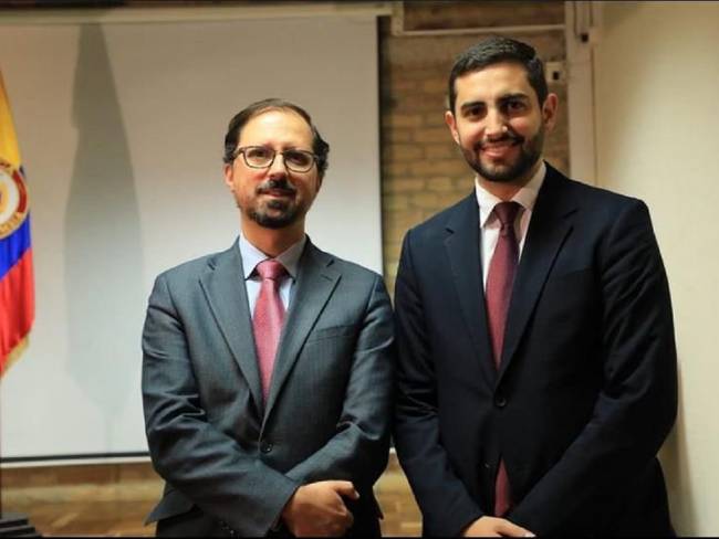 Viceministro de Vivienda, Felipe Arbouin (izquierda), junto a Juan Mario Hernández Pérez (derecha). Foto: Instagram