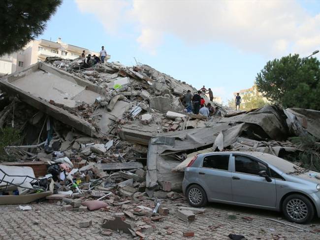 Señal de su potencia, el sismo provocó un mini-tsunami en Samos, donde se registraron daños materiales. Foto: Getty Images