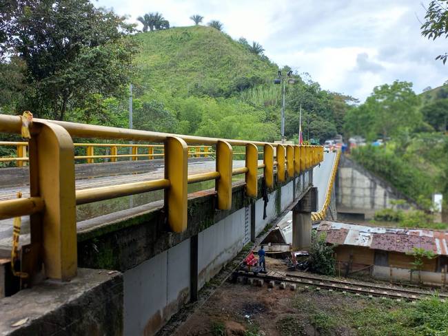 Se han perdido 1.000 empleos: advierten desde Soy Quindío por caída de puente El Alambrado