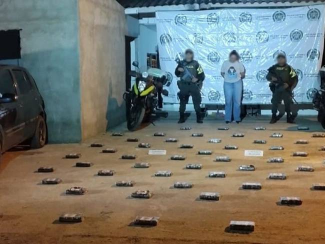 Policía capturó a una mujer e incautó 66 kilos de cocaína en Planeta Rica, Córdoba. Foto: Policía.