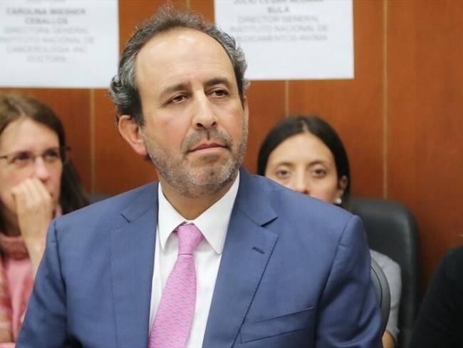 El superintendente de Salud no está alineado con el ministro Ruiz: César Lorduy