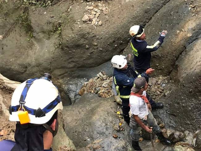 Un hombre falleció cuando le cayó una roca en Neira, Caldas. Crédito: Cortesía.