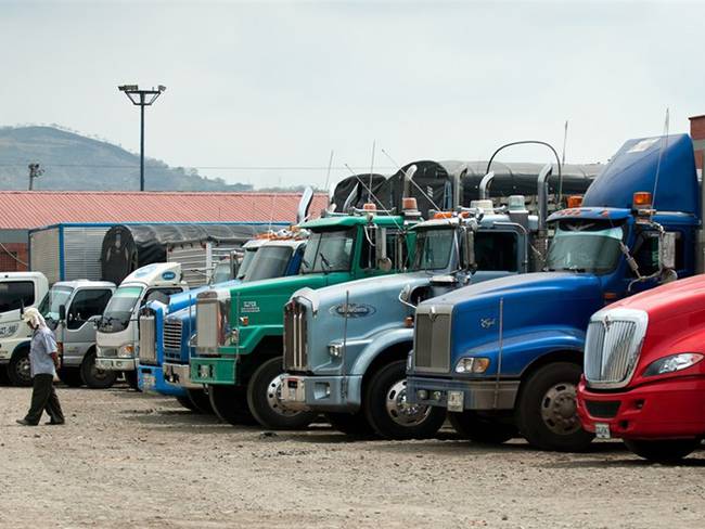 Colfecar advierte que los costos operativos del transporte de carga han mantenido la misma dinámica, mientras que las operaciones se han reducido entre un 30% y 60%. Foto: Getty Images / Luis Robayo