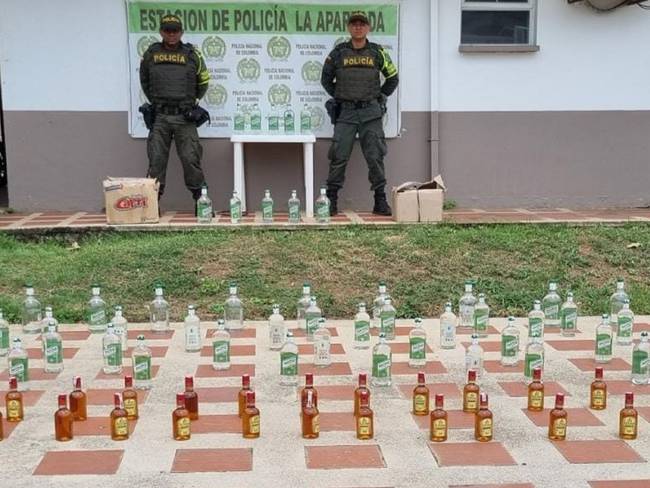 Incautan más de 80 botellas de licor adulterado en Córdoba. Foto: cortesía Policía. 