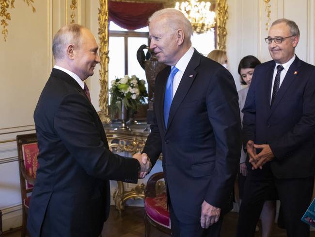 Joe Biden aceptó reunirse con Vladimir Putin con la condición de “no invadir Ucrania”