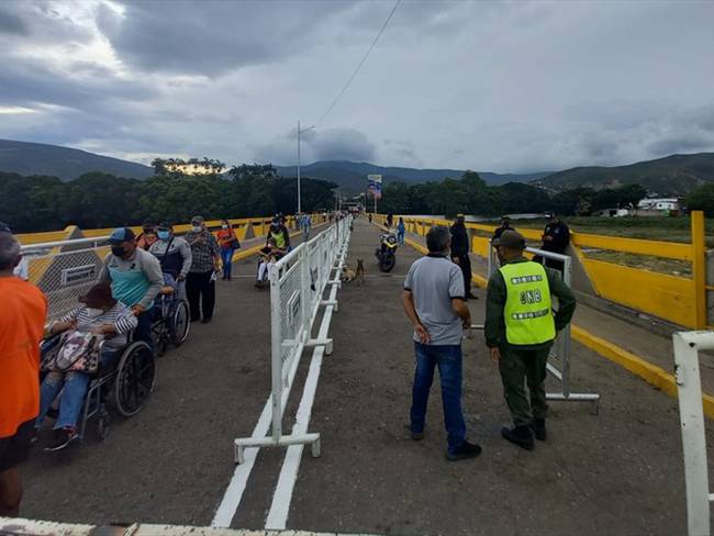 Solo se autorizó el paso de vehículos de carga: alcalde del municipio Bolívar