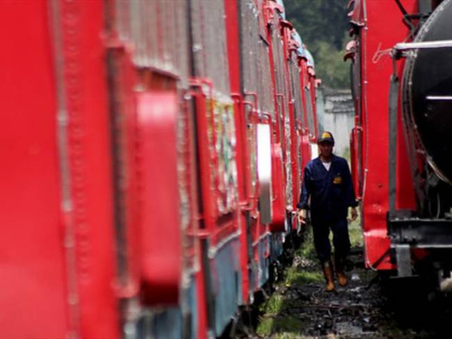 El director del FPS de Ferrocarriles Nacionales de Colombia, Jhon Mauricio Marín Barbosa, es investigado por presuntas irregularidades contractuales. Foto: Colprensa