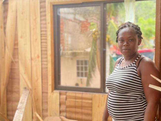 Están arreglando casas donde no hay gente: habitante de Providencia
