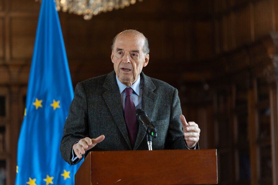 Procuraduría dice que el canciller Álvaro Leyva actuó de manera caprichosa e ilegal