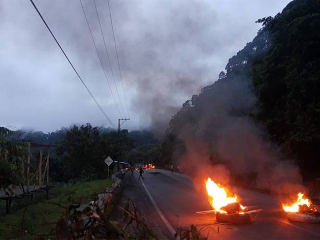 Los bloqueos que se registran entre los departamentos de Cauca y Valle han dificultado las labores de los médicos . Foto: Cortesía