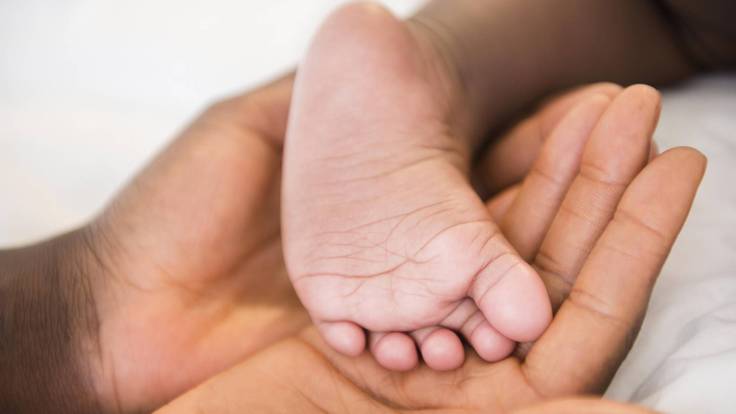 Imagen de referencia de bebé. Foto: Getty Images. / JGI/Jamie Grill/Blend Images